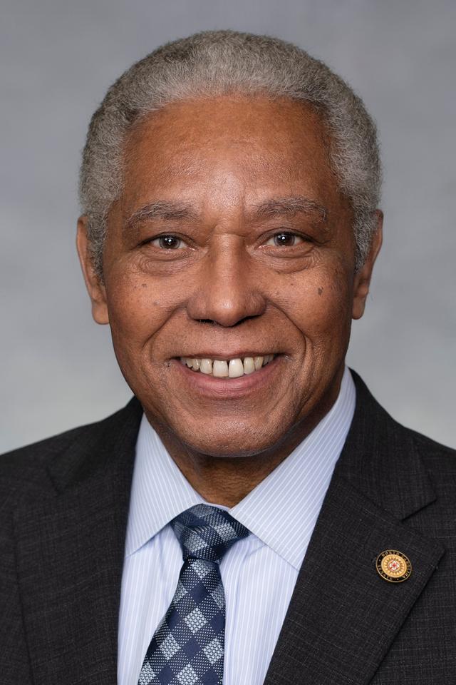 Sen. Dan Blue headshot