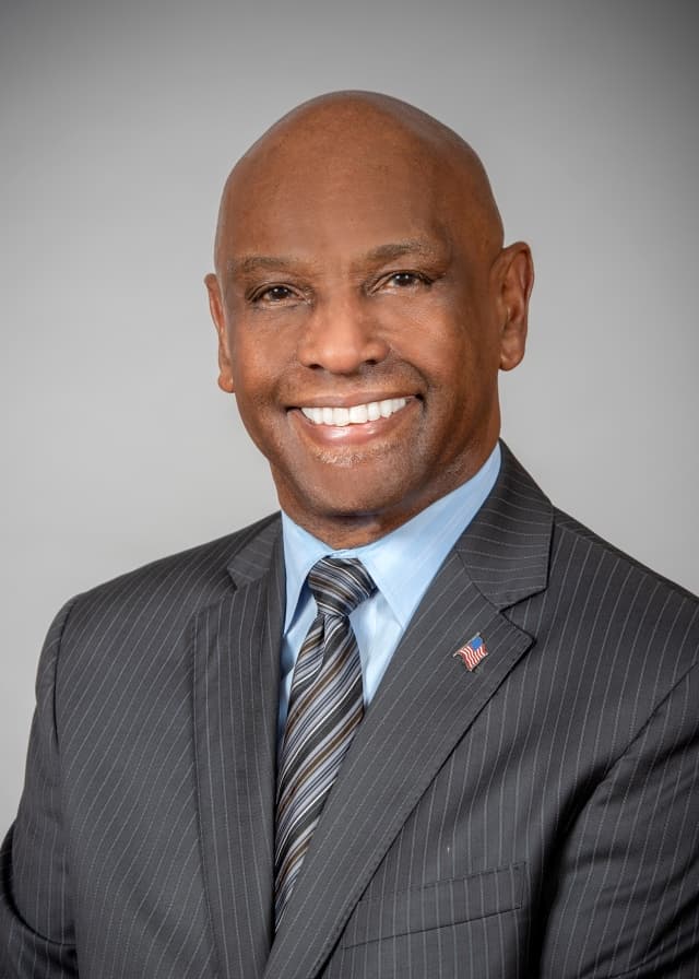 Rep. Cecil Thomas headshot