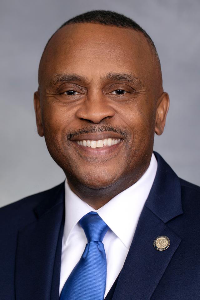 Rep. Robert T. Reives II headshot