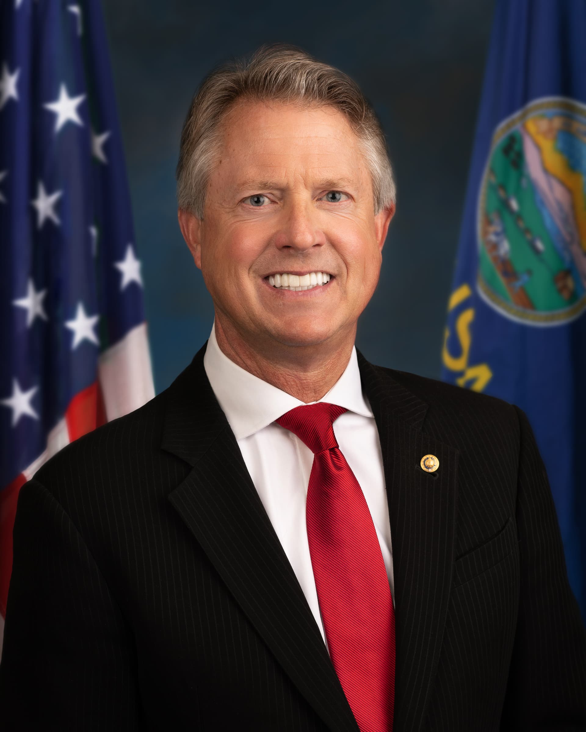 Sen. Roger Marshall headshot