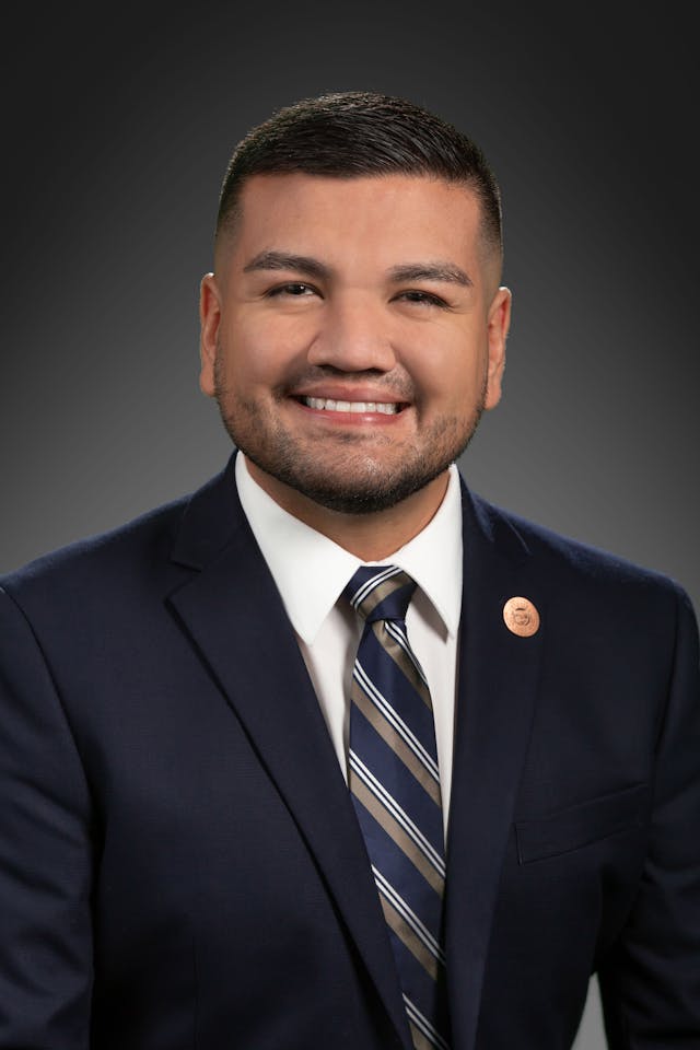 Rep. Andrés Cano headshot