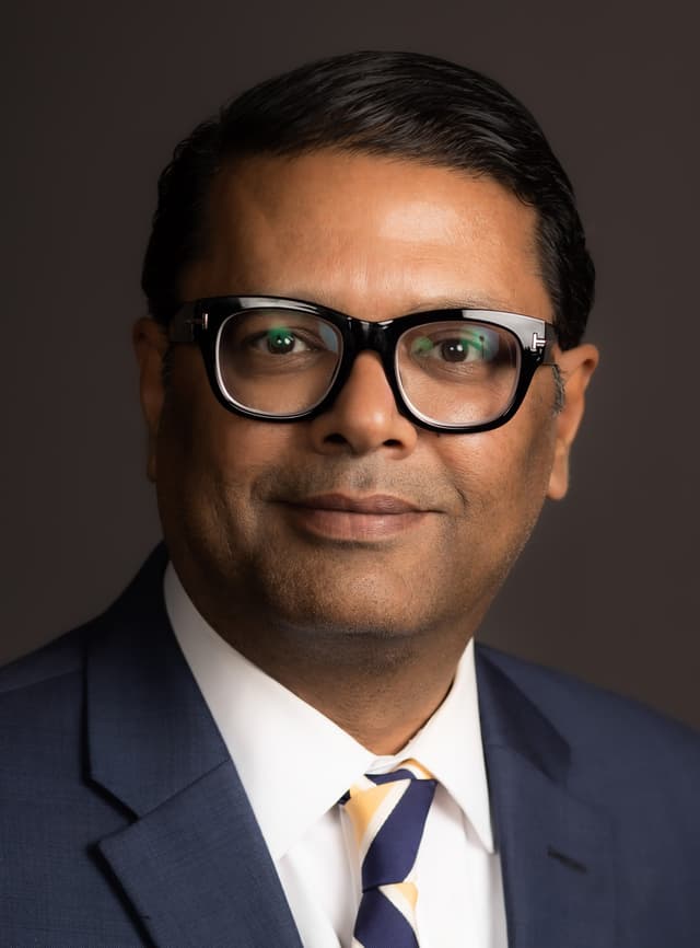 Rep. Farooq Mughal headshot